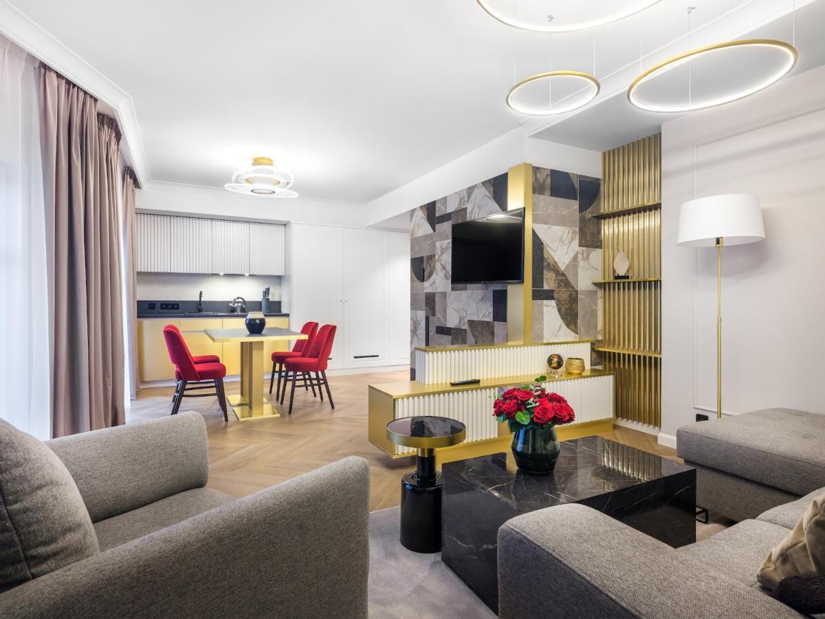 Golden Queen Deluxe Jacuzzi Apartments - Old Town Krakov Exteriér fotografie